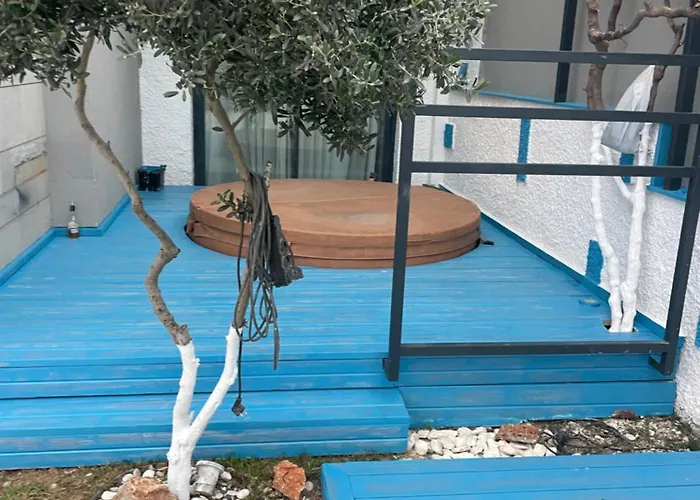 فيلة Havuzlu Full Esyali Lueks